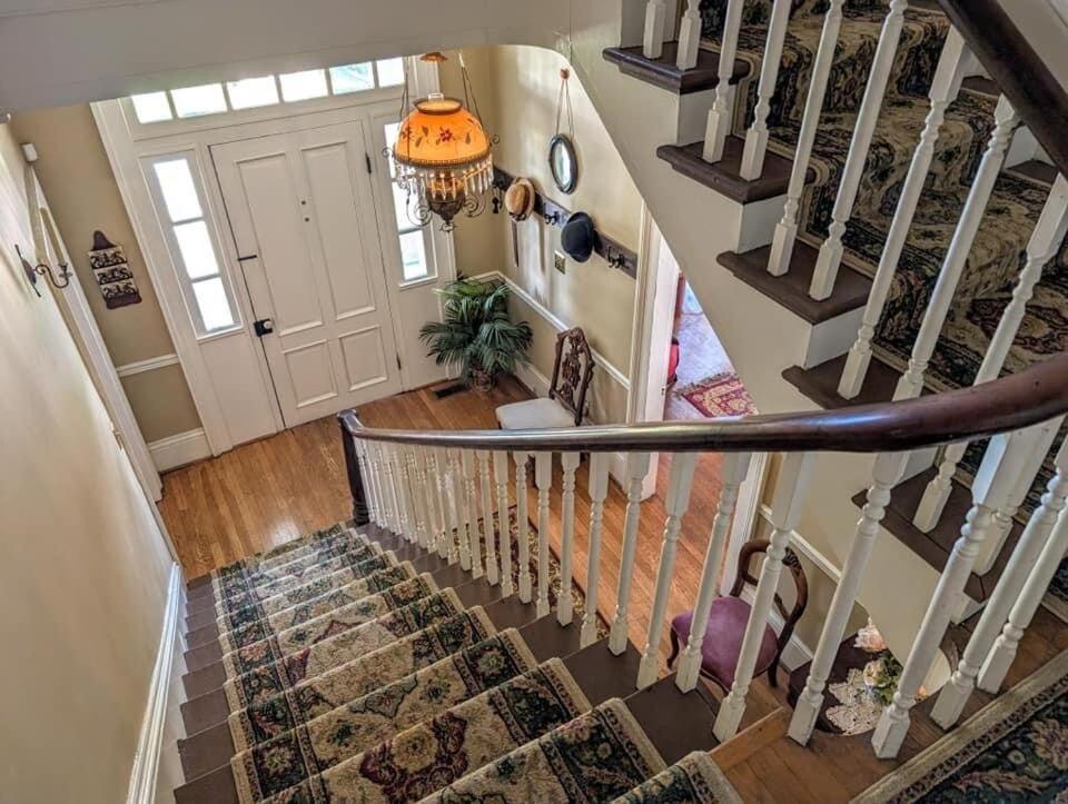 Downtown Historic Home, Easy Walk From State Street Bristol Exterior photo